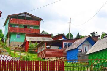 Фото Дома для отпуска Vila Casicrin г. Биказ 3